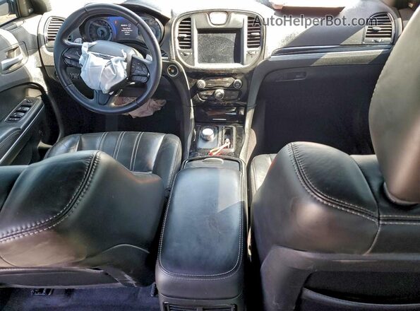 2C3CCABG1JH214100 2018 CHRYSLER 300 Silver Vista del salpicadero