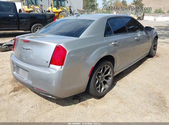 2C3CCABG1JH214291 2018 CHRYSLER 300 Серебряный Задняя правая четверть