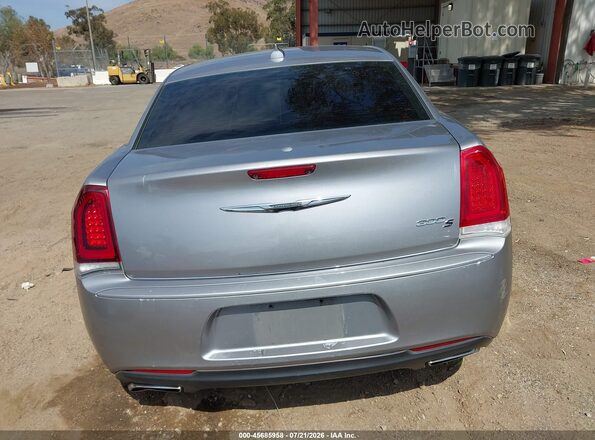2C3CCABG1JH214291 2018 CHRYSLER 300 Серебряный 