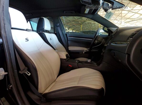 2C3CCABG1KH548466 2019 CHRYSLER 300 Black Vista interior delantera