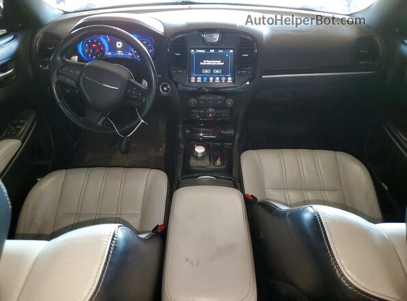 2C3CCABG1KH548466 2019 CHRYSLER 300 Black Vista del salpicadero