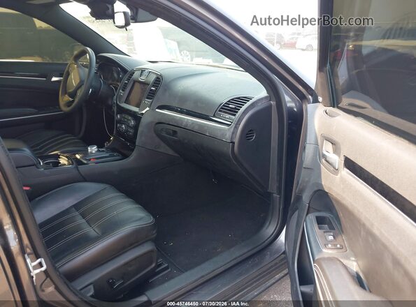 2C3CCABG1PH537605 2023 CHRYSLER 300 Серый Вид салона спереди
