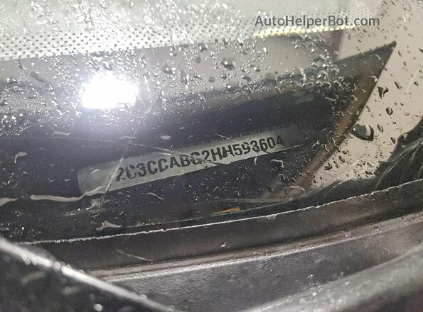2C3CCABG2HH593604 2017 CHRYSLER 300 Charcoal Vista del compartimento del motor