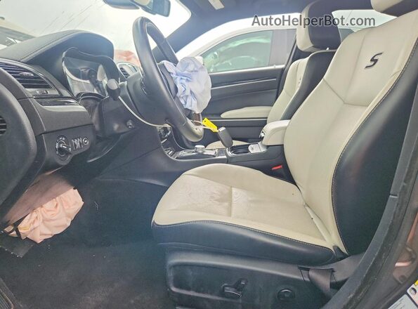 2C3CCABG2HH593604 2017 CHRYSLER 300 Charcoal Vista interior delantera
