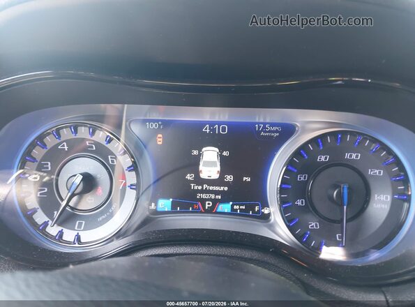 2C3CCABG2JH227745 2018 CHRYSLER 300 Серый Вид задних сидений