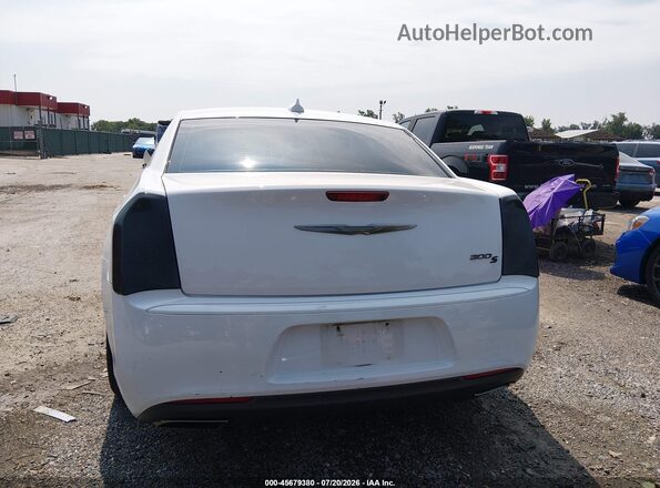 2C3CCABG3GH269429 2016 CHRYSLER 300 Белый Вид спереди