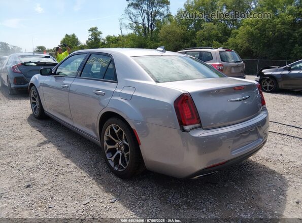 2C3CCABG3JH143059 2018 CHRYSLER 300 Silver უკანა მარცხენა