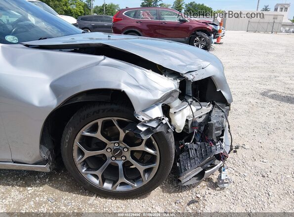 2C3CCABG3JH143059 2018 CHRYSLER 300 Silver 