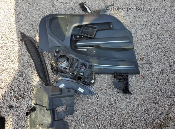 2C3CCABG4PH620459 2023 CHRYSLER 300 Gray 