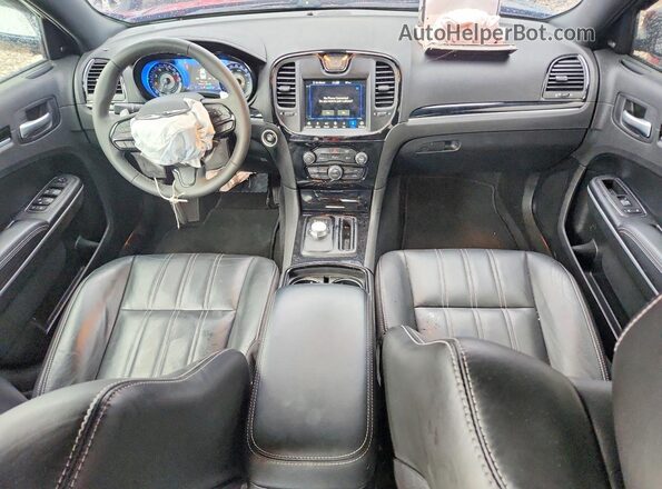 2C3CCABG4PH633244 2023 CHRYSLER 300 Black Вид панелі приладів