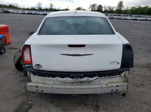 2C3CCABG5KH628661 2019 CHRYSLER 300 White Հետևի տեսք