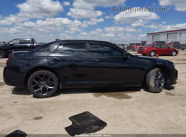 2C3CCABG5PH599766 2023 CHRYSLER 300 Black Вид задньої частини салону