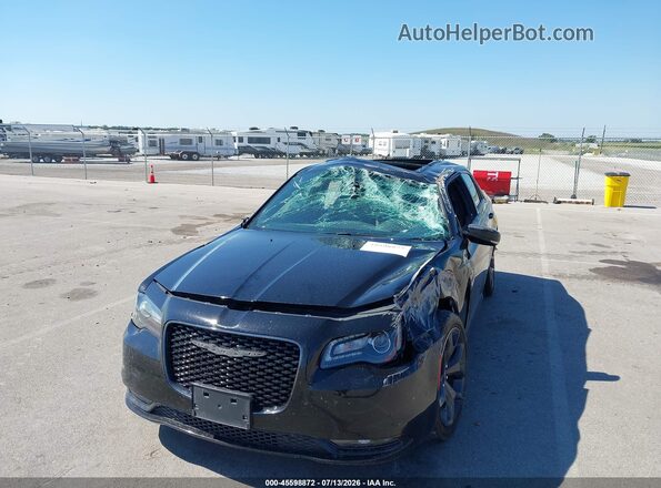 2C3CCABG5PH657858 2023 CHRYSLER 300 Black Դիմացի տեսք