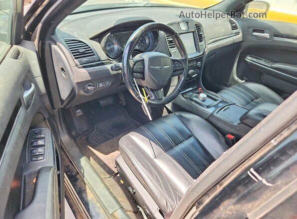 2C3CCABG6JH243320 2018 CHRYSLER 300 Black Dashboard view