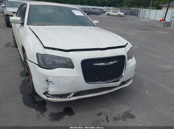 2C3CCABG6KH516273 2019 CHRYSLER 300 White Widok z przodu