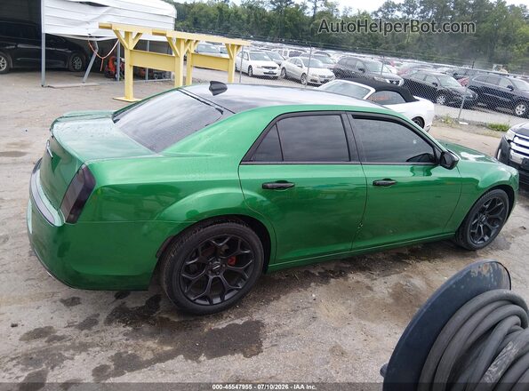 2C3CCABG6KH682809 2019 CHRYSLER 300 Green Սալոնի հետևի տեսք