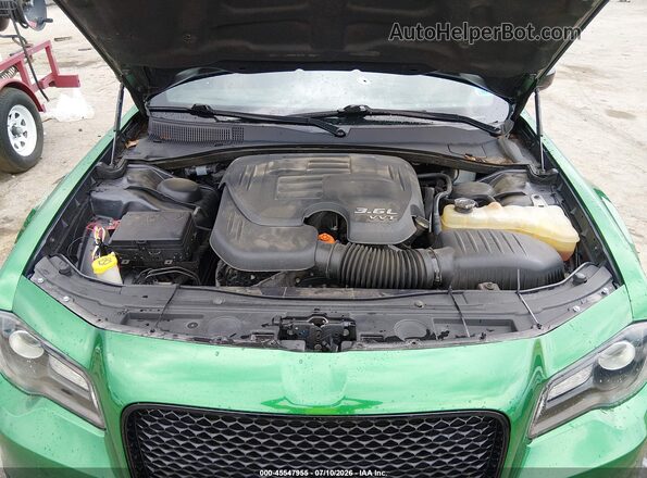 2C3CCABG6KH682809 2019 CHRYSLER 300 Green Հետևի տեսք