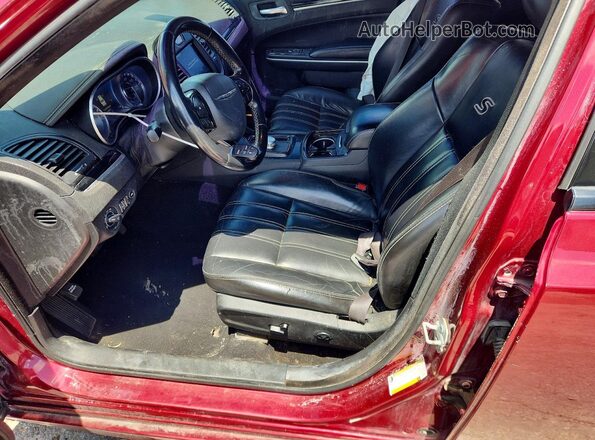 2C3CCABG6MH538163 2021 CHRYSLER 300 Maroon Front interior view