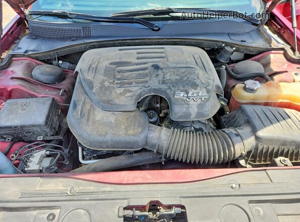 2C3CCABG6MH538163 2021 CHRYSLER 300 Maroon Rear interior view