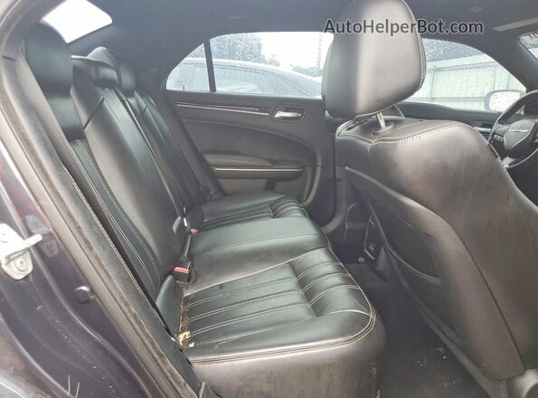 2C3CCABG7KH515827 2019 CHRYSLER 300 Blue უკანა სავარძლების ხედი
