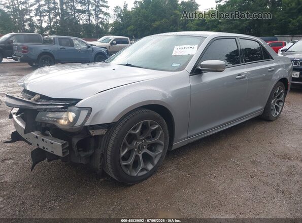 2C3CCABG8JH203823 2018 CHRYSLER 300 Gray წინა მარცხენა ხედი სამი მეოთხედიდან