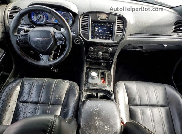 2C3CCABG8JH277971 2018 CHRYSLER 300 Burgundy წინა პანელის ხედი