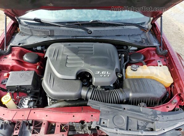 2C3CCABG8JH277971 2018 CHRYSLER 300 Burgundy უკანა სალონის ხედი