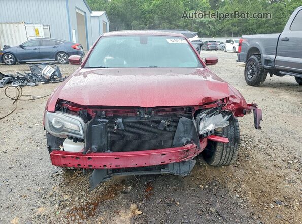 2C3CCABG8PH599793 2023 CHRYSLER 300 Red Вид спереду