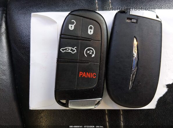 2C3CCABGXJH141048 2018 CHRYSLER 300 Gray Widok deski rozdzielczej
