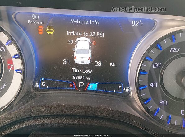2C3CCABGXJH141048 2018 CHRYSLER 300 Gray 