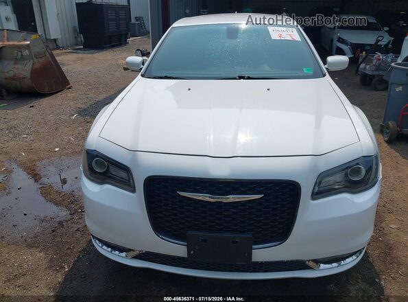 2C3CCABGXKH516129 2019 CHRYSLER 300 White Widok z przodu