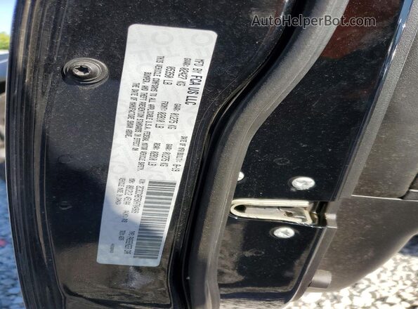 2C3CCABT5KH704909 2019 CHRYSLER 300 Black Engine compartment view
