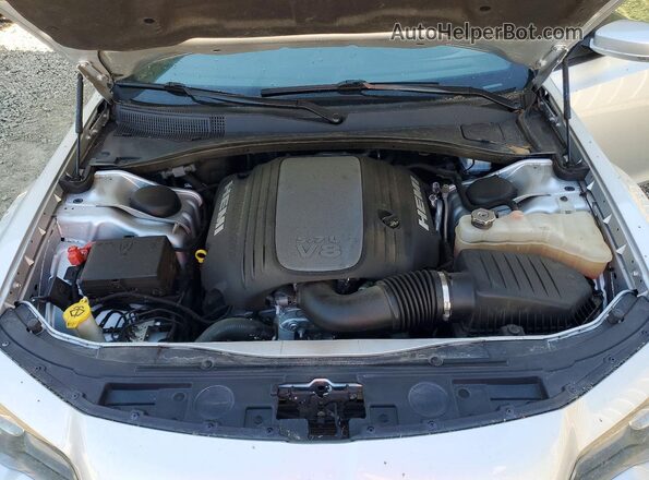 2C3CCABT5PH577831 2023 CHRYSLER 300 Серебряный Вид задней части салона
