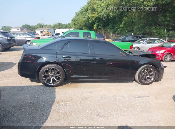 2C3CCABTXGH128659 2016 CHRYSLER 300 Black Widok wnętrza z tyłu