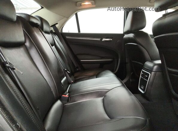 2C3CCADG7NH245421 2022 CHRYSLER 300 Угольный Вид задних сидений