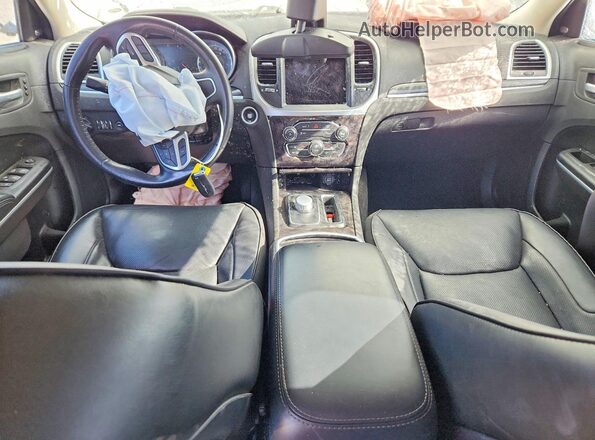 2C3CCADG9NH131128 2022 CHRYSLER 300 White Առջևի վահանակի տեսք