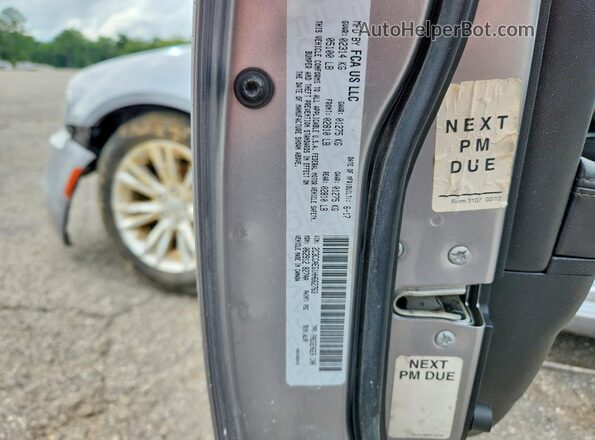 2C3CCAEG1HH662763 2017 CHRYSLER 300 Gray Widok komory silnika