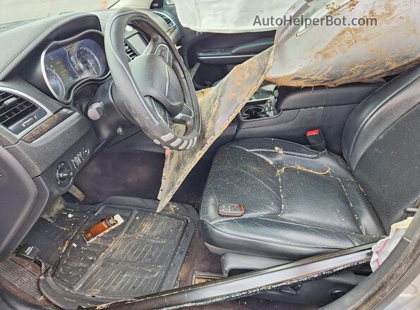 2C3CCAEG1HH662763 2017 CHRYSLER 300 Gray Widok wnętrza z przodu