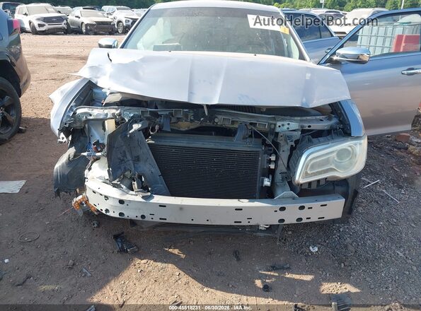 2C3CCAEG1JH142679 2018 CHRYSLER 300 Silver Front view