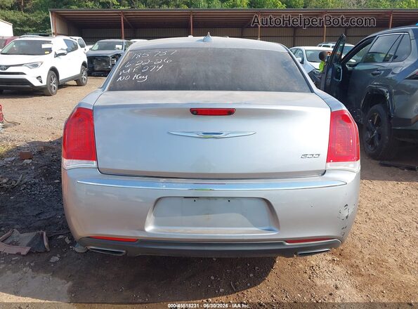2C3CCAEG1JH142679 2018 CHRYSLER 300 Silver 