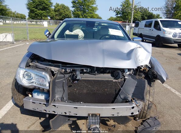 2C3CCAEG1JH244046 2018 CHRYSLER 300 Silver Instrument cluster view