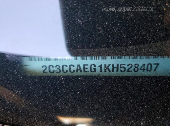 2C3CCAEG1KH528407 2019 CHRYSLER 300 Black Vista del compartimento del motor