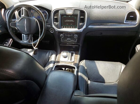 2C3CCAEG1KH585805 2019 CHRYSLER 300 Серый Вид панели приборов