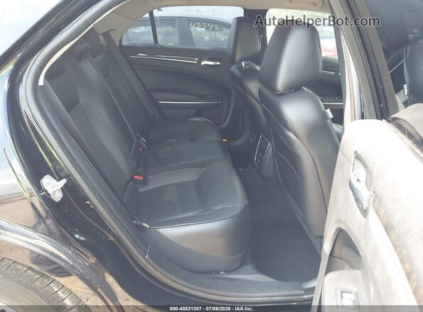 2C3CCAEG2HH570819 2017 CHRYSLER 300 Black Вид наклейки з VIN-кодом