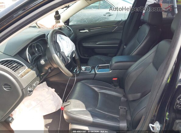 2C3CCAEG2HH570819 2017 CHRYSLER 300 Black Вид салону спереду