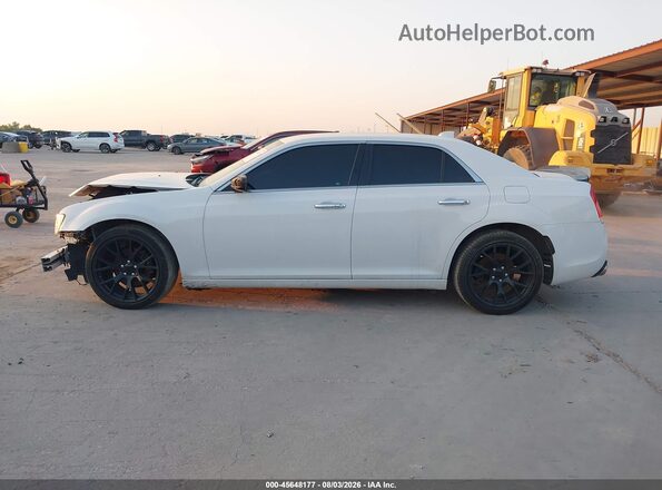 2C3CCAEG2JH127169 2018 CHRYSLER 300 Белый 