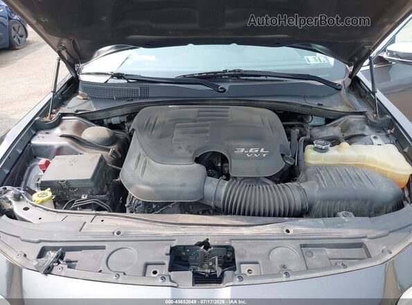 2C3CCAEG3KH528439 2019 CHRYSLER 300 Gray Вид ззаду
