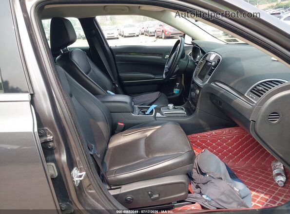 2C3CCAEG3KH528439 2019 CHRYSLER 300 Gray Вид салону спереду