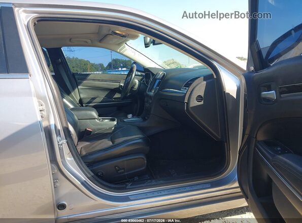 2C3CCAEG6GH320191 2016 CHRYSLER 300 Gray Front interior view