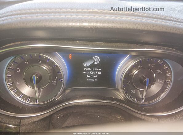 2C3CCAEG7HH564448 2017 CHRYSLER 300 Silver Vista de los asientos traseros